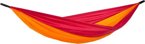 Adventure Hammock Fire AZ-1030412, Camping-Hängematte rot/orange - Hängematte für Outdoor-Abenteuer, lieferbar in rot/orange mit einer großzügigen Liegefläche von 275 x 140 cm und einer hohen Belastbarkeit von bis zu 150 kg.