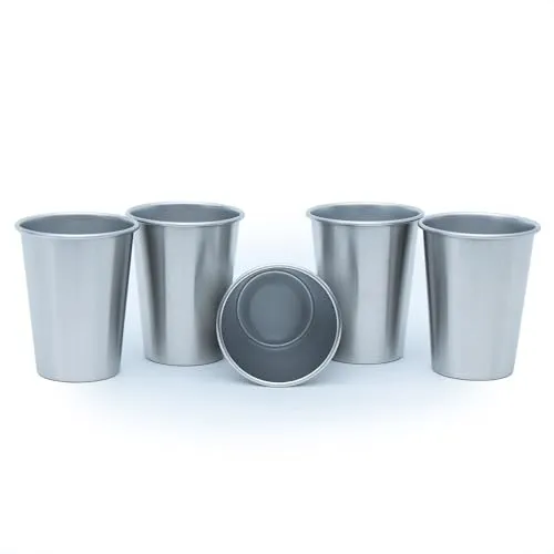 INTIRILIFE 5x Stapelbare Edelstahl Becher in 45 ml - 5 x 3.3 x 4 cm - Camping Outdoor Metall Becher Tasse Glas Widerverwendbar ohne Plastik für Kinder geeignet
