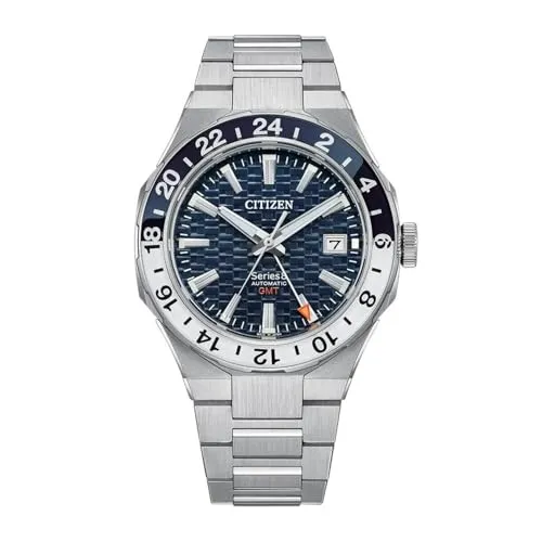 Citizen NB6034-58L Herrenuhr Series 8 GMT Automatik 41mm - Herrenuhr mit 10 ATM Wasserdichtigkeit und Automatikwerk für präzise Zeitmessung in zwei Zeitzonen. Sportliches Design mit blauem Zifferblatt und hochwertigem Edelstahlarmband.