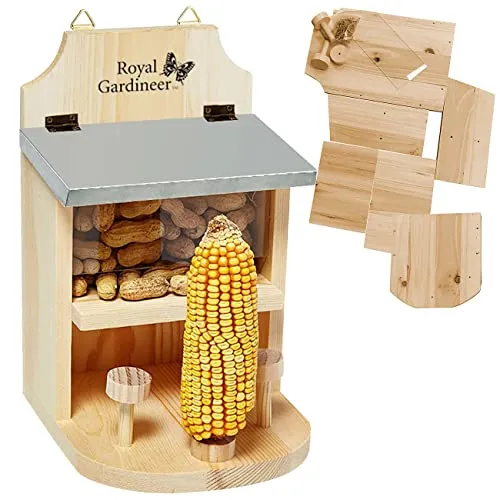 Royal Gardineer Holzbausatz: Eichhörnchen-Futterhaus mit Maiskolbenhalter und Metalldach, Bausatz (Bausatz Futterhaus für Nagetiere, Eichhörnchen-Futter, Vogelfutterhaus)