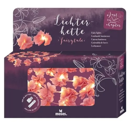 moses. Just One More Chapter Lichterkette Fairylights, Leuchtkette mit 20 warmweißen LEDs und roséfarbenen Blüten aus Stoff, LED-Stimmungslicht mit USB-C-Anschluss und Batteriebetrieb