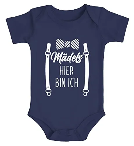 MoonWorks® Baby Body Fliege mit Spruch lustig Mädels hier bin ich Bio-Baumwolle Jungen & Mädchen navy 3-6 Monate
