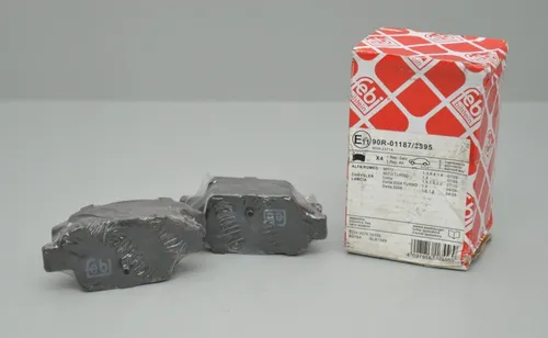 FEBI BILSTEIN Bremsbelagsatz, Scheibenbremse 16556 für 77364809 Neu