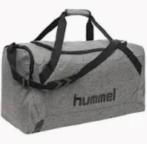 hummel Core Sports Bag L Grey Melange - Klassische Sporttaschen mit sportlichem Design, ideal für Fitness und Freizeit. In verschiedenen Größen erhältlich, perfekt für jedes Volumen!