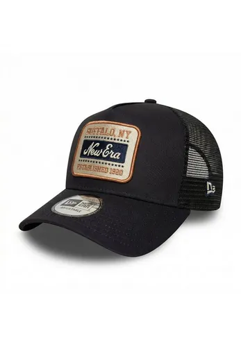 New Era Baseball Cap 9Forty A-Frame Trucker Marineblau - Stilvolle Trucker Cap mit markantem Company Patch für einen authentischen Look. Hochwertige Verarbeitung und optimaler Tragekomfort dank verstellbarem Snapback-Verschluss und atmungsaktivem Mesh-Einsatz.