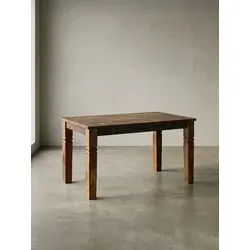 Esszimmertisch Kalkutta - Massivholz Esstisch für 4-6 Personen - Esstische im Shabby Chic Design, gefertigt aus recyceltem Mango Massivholz. Jeder Tisch ist ein Unikat mit einzigartiger Maserung und hoher Stabilität.