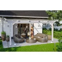 Skan Holz Terrassenüberdachung Ancona 541 x 250 cm - Hochwertige Terrassenüberdachung aus Leimholz mit stabiler Konstruktion und 16 mm Polycarbonat-Dachplatten. Ideal für wettergeschützte Terrassen und sofort einsatzbereit dank farblich behandelter Bauteile.