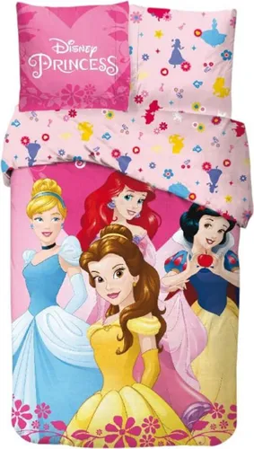 Disney Prinzessin Royal Dreams Bettwäsche 140x200cm - Verwandle dein Schlafzimmer mit der Disney Prinzessin Royal Dreams Bettwäsche in eine märchenhafte Oase. Mit ihrem charmanten Design und der hochwertigen Baumwolle sorgt sie für eine gemütliche Schlafumgebung und ist ideal für Einzelbetten.
