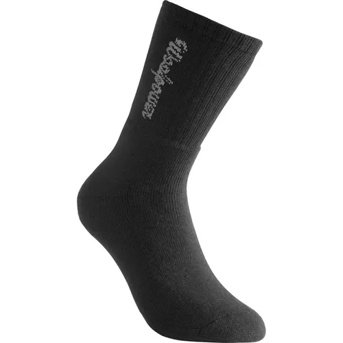 Woolpower Socks Classic Logo 400 Black (36-39) - Sportsocken aus 64% Merinowolle, bieten hervorragende Isolation und Feuchtigkeitsmanagement. Ideal für Wanderungen und kalte Temperaturen.