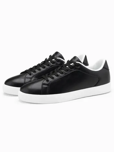 OMBRE Klassische Herren-Sneakers Schwarz mit Hoher Sohle 45 EU - Stylische Herren-Sneakers in Größe 45, schwarz und aus hochwertigem Lederimitat. Ideal für den täglichen Gebrauch – bequem und modisch zugleich.