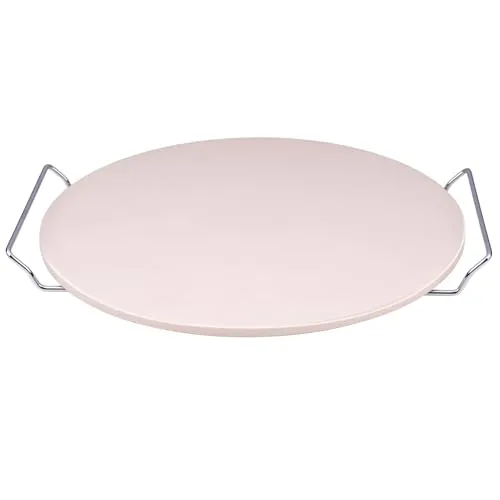 Pizzastein Ø 33 cm für Backofen & Grill mit Edelstahl-Halterung - Erzielen Sie knusprige Pizzen wie im Steinofen! Der 1 cm starke Pizzastein speichert die Hitze optimal und sorgt für gleichmäßiges Backen. Ideal für Backofen und Grill, vielseitig einsetzbar und mit praktischer Edelstahl-Halterung für sicheres Handling.