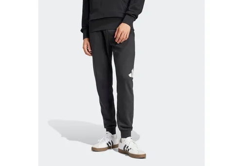 adidas Herren Essentials Big Logo French Terry Pant, Schwarz/Weiß, S - Trainingsbekleidung mit regulärem Schnitt, elastischem Bund und mindestens 70 % recycelten Materialien für umweltbewusste Sportler.