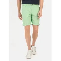 camel active Herren Chino Shorts Pistazie - Herren-Shorts aus 100% Baumwolle im Regular Fit, ideal für den Sommer mit praktischen seitlichen Eingriffstaschen und stylisher Logostickerei.