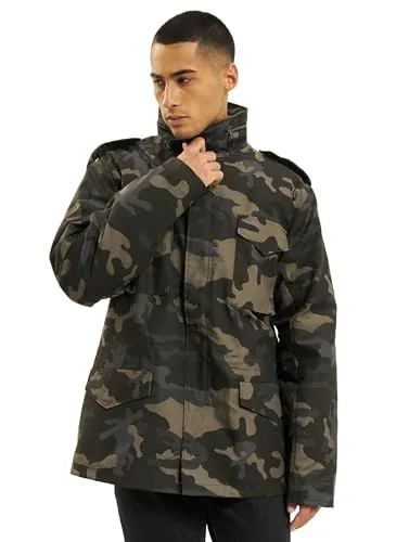 Brandit M65 Classic Jacket - Darkcamo, Größe S - Funktionsjacken mit klassischem Design, aus robustem Material und ausknöpfbarem Innenfutter für optimalen Tragekomfort und viel Stauraum durch mehrere Taschen.
