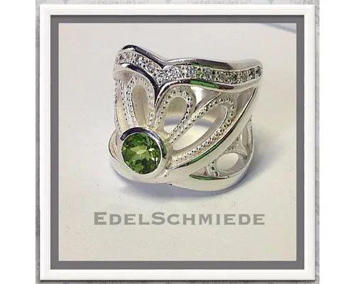 Edelschmiede925 Silberring Edelschmiede925 breiter Silberring 925 mit Zirkonia und Peridot 58