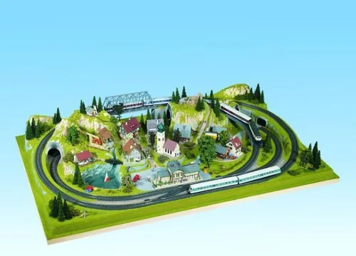 Fertiggelände “Schönmühlen” NOCH 81710 Modelleisenbahn Platte NEU - Modellbau Platte im Maßstab 1:87, vormontiert und ideal für kreative Modelleisenbahnanlagen, aus hochwertigem Holz und Kunststoff gefertigt.