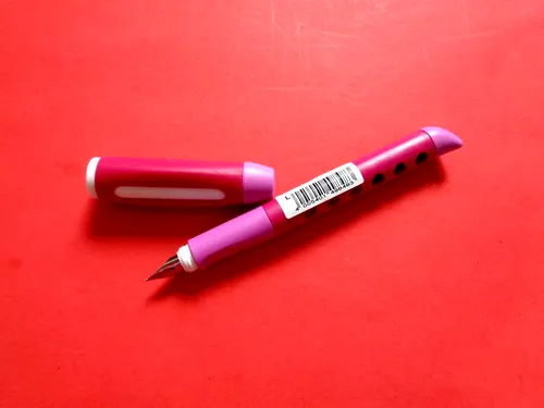 Faber-Castell Schulfüller Scribolino für Linkshänder Brombeere