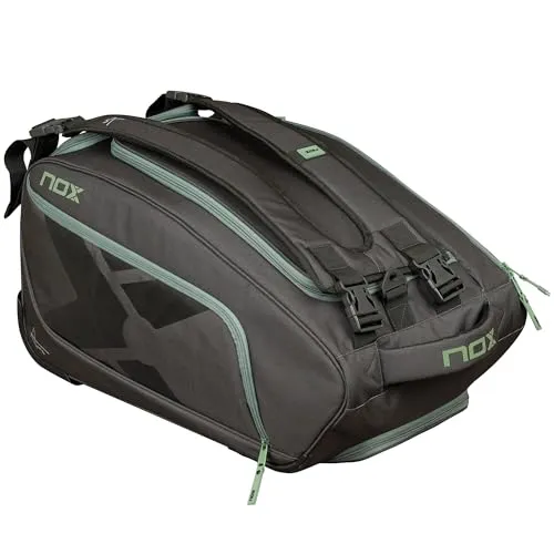 nox Padeltaschen At10 Wettbewerbswagen - Vielseitige Tennistasche - Geräumige Tennistasche mit 60 Litern Volumen, doppeltem Reißverschluss und innovativer ThermoTech-Technologie. Ideal als Rucksack, Schultertasche oder Trolley einsetzbar.