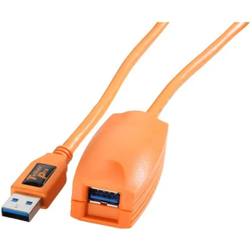 TetherPro 4,6 m USB 3.0 Kabel - Aktive Verlängerung für Tethering - Studiozubehör Tethering in leuchtendem Orange, bietet zuverlässige Verbindung über längere Distanzen für Fotografie-Enthusiasten.