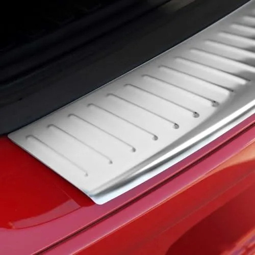 OMAC Ladekantenschutz für BMW 1er E87 - Abdeckblenden für BMW 1er E87, aus rostfreiem Edelstahl, bietet optimalen Schutz vor Kratzern und ist einfach zu installieren ohne Bohren.