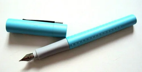 FABER-CASTELL Füllhalter GRIP Pearl Edition türkis Federbreite M PASTELLTON