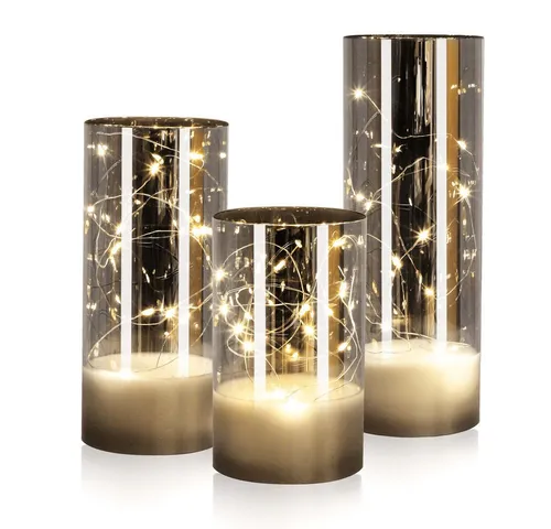 LED Universum LED-Kerze Kassiopeia, 3er Set - LED-Kerzen Set in silber mit warmweißen LEDs, ideal für stimmungsvolle Dekoration das ganze Jahr über. Inklusive 5h Timer für komfortables Nutzen.
