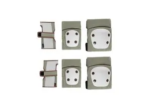 Kikkaboo Kinder Schutzausrüstung, 6-teiliges Protektoren-Set, Größe XS bis 25 kg grün