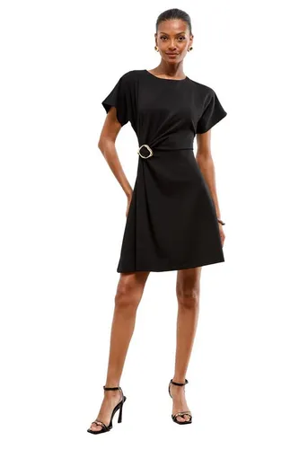 LIPSY Jumpsuit Lipsy Overall mit Gürtel und Metalldetails, Petite (1-tlg)