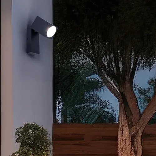 Schwenkbare Außenwandleuchte Alu schwarz, LED 4,5W - Moderne Wandleuchte für den Außenbereich mit beweglichem Spot. Spritzwassergeschützt (IP44) und warmweißem Licht (400 Lumen) – ideal für Balkon und Terrasse.