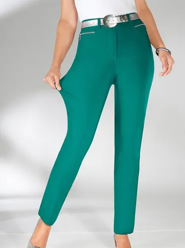 Stehmann Jerseyhose leicht vertieft in smaragdgrün Größe 80 - Sportliche Jerseyhose aus Viskose-Mischung in smaragdgrün. Mit schmalem Schnitt und praktischen Taschen ideal für den Alltag. Maschinenwaschbar für einfache Pflege.