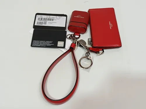 DOLCE & GABBANA Elegant Red Leather Airpods Case