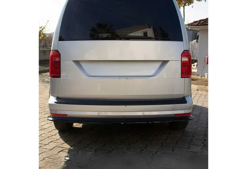 OMAC Ladekantenschutz für VW Caddy 2003-2015 - Abdeckblenden, langlebig und rostbeständig, schützt vor Kratzern und Stößen beim Be- und Entladen, einfache Montage ohne Bohren.