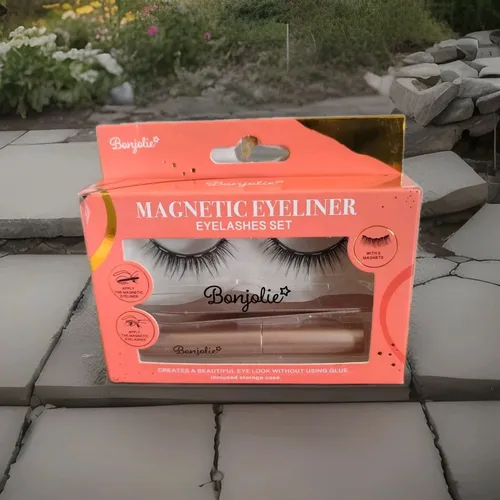 Spectrum Magnetwimpern - Magnetische Wimpern und Eyeliner-Set, 5 tlg. - Kunstwimpern: Einfach anzubringen und zu entfernen, kein Kleber nötig – für einen mühelosen Look!