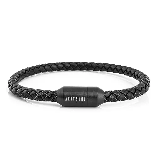 Akitsune Silva Lederarmband mit Magnetverschluss | 5mm | Mattschwarz - Schlichtes Armband für Damen und Herren, handgefertigt aus hochwertigem Leder, leicht und elegant. Nachhaltig produziert, klimaneutral und das perfekte Geschenk für jeden Anlass.