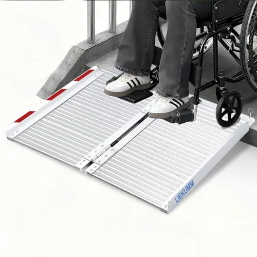 LIEKUMM Rollstuhlrampe 61 cm, 300 kg Tragkraft Aluminium Rampe Rollstuhl, rutschfeste & Klappbar Rollstuhlrampe für Treppen, Stufen, Bordsteine, Schwellenrampe für Rollstuhl, Kinderwagen