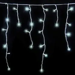 LED-Eisregen-Lichterkette 6 m Kaltweiß - Stimmungsvolle Weihnachtsbeleuchtung - Weihnachtsbeleuchtung mit spritzwassergeschützter Lichterkette für Innen- und Außenbereich. Schaffen Sie eine gemütliche Atmosphäre mit langlebigen LEDs und Timerfunktion für flexibles Licht.