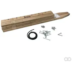 STIHL Klappbock aus Holz - Gartenwerkzeuge: Der STIHL Klappbock aus Holz ermöglicht sicheres und effizientes Sägen von Brennholz mit integrierter Holzfixierung und praktischer Skala für präzise Schnitte. Zusammenklappbar und transportabel.