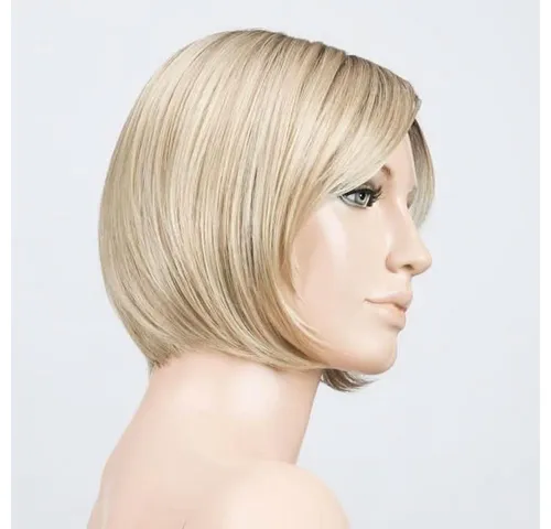 Ellen Wille Hairpower Perücke - Amy Small Deluxe sandyblonde - Die Ellen Wille Hairpower Perücke - Amy Small Deluxe ist ideal für kleine Köpfe. Mit hochwertiger handgeknüpfter Verarbeitung und einem eleganten Schnitt bietet sie Komfort und Stil für jeden Anlass.