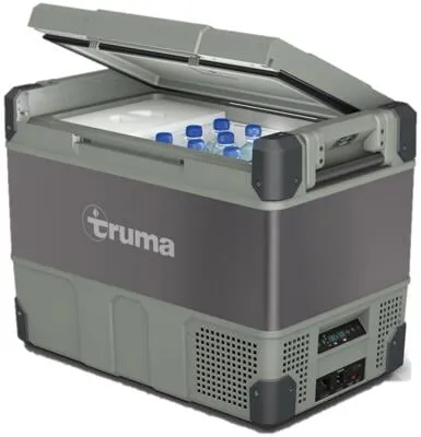 TRUMA Cooler C69 DZ Kühlbox - Dual Zone Kühlbox mit 69 Liter Nutzvolumen, ideal für Reisen. Besonders leise und robust, perfekt für den Außeneinsatz. USB-Anschluss zum Laden von Geräten.