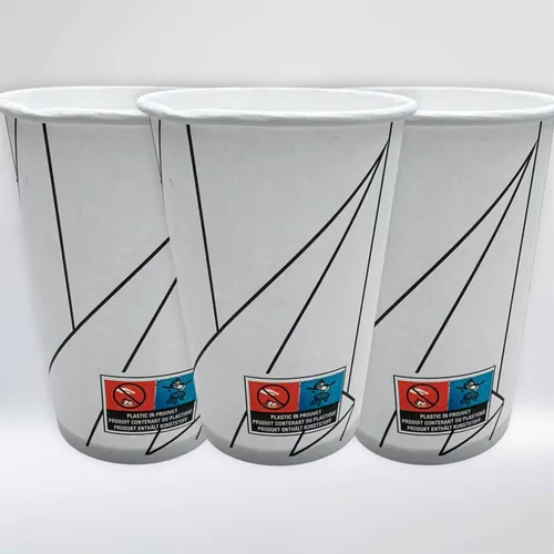 Einwegbecher von k.A