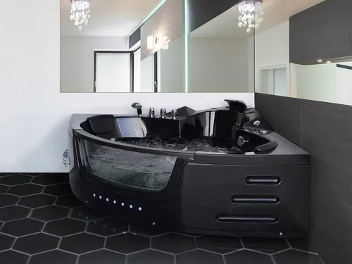 Luxus Whirlpool Badewanne SCHWARZ mit LED Wasserfall - Indoor-Whirlpool für 2 Personen, ausgestattet mit integrierter Beleuchtung und Massagedüsen für ultimativen Entspannungskomfort.