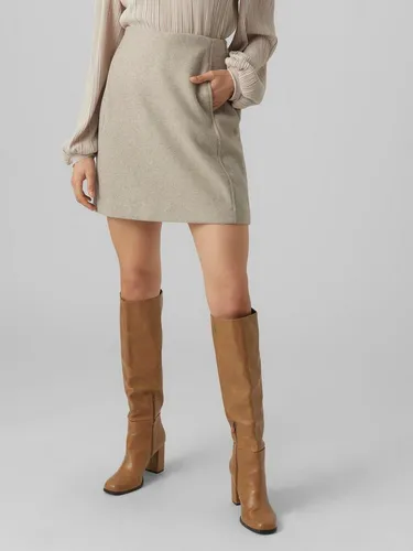 Vero Moda Minirock VMFORTUNALLISON - Beiger Minirock aus 50% recyceltem Polyester, ideal für einen lässigen Look. Perfekt für den Alltag oder besondere Anlässe.