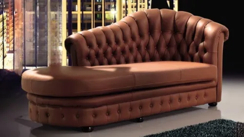 Chaiselongue Recamiere - Modernes Liegesofa für entspannte Momente - Elegante Chaiselongue in Braun, ideal für Wohnzimmer oder Schlafzimmer. Komfortabel mit Chesterfield-Design und hochwertigem Kunstleder. Maße: 215 x 94 x 100 cm. Perfekt für entspannte Stunden!