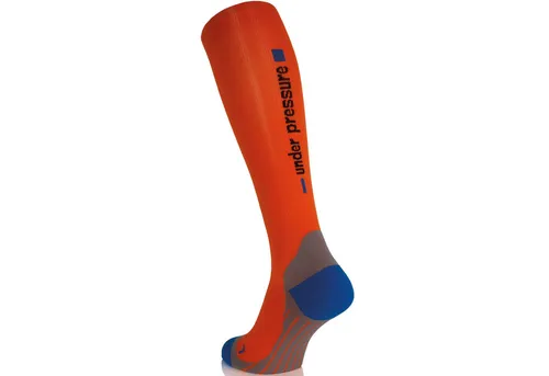 UNDER PRESSURE Competition - Sport-Kompressionsstrumpf - Sportsocken mit 20-22 mmHg Kompression für mehr Energie und Ausdauer, ideal für Wettkämpfe, Triathlon und intensives Training. Hergestellt in Deutschland für optimale Belüftung und schnellere Regeneration.