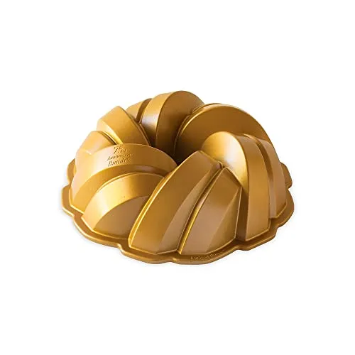 Produktbild Nordic Ware 75th Anniversary Braided Bundt Pan