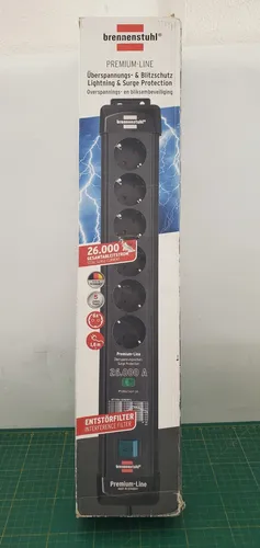 Brennenstuhl Premium-Line 6-Fach Steckdosenleiste mit Überspannungsschutz bis 26.000A, 1,8m Kabel und sicherem Schalter für maximalen Geräteschutz - 