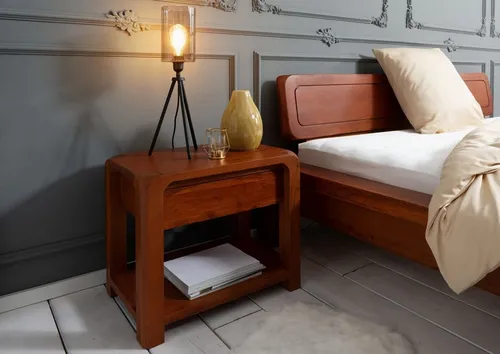 Massivmoebel24 Nachttisch BUENO aus Akazie - Nachtkonsolen aus massiver Akazie, honig lackiert. Perfekt für die BUENO Kollektion, mit abgerundeten Kanten und eleganter Lackierung, die die Maserung hervorhebt.
