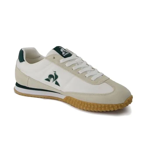 Le Coq Sportif Veloce Sneaker 44 EU - Beige - Herren-Sneaker mit weicher Memory-Foam Einlegesohle für optimalen Komfort im Alltag. Hol dir den Retro-Look mit diesen stylishen Sneakers!