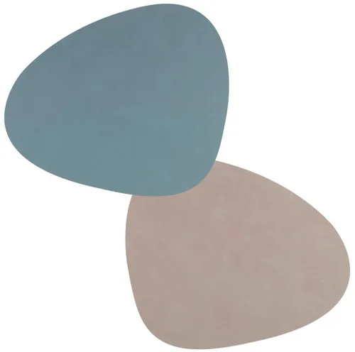LIND DNA Platzset DOUBLE NUPO - Tischset Curve light blue/light grey - Tischset aus recyceltem Leder, wendbar mit hellblauer und hellgrauer Seite, ideal für kreative Tischgestaltungen.