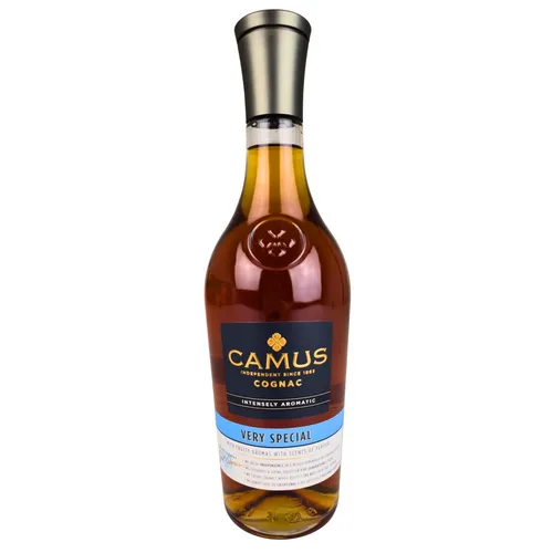 Camus VERY SPECIAL Intensely Aromatic Cognac 40% Vol. 0,7l - Weinbrände mit intensiven Aromen von weißen Blüten und reifen Früchten, perfekt für puren Genuss oder Cocktails. Ausgezeichnet mit GOLD bei der World Spirits Competition.